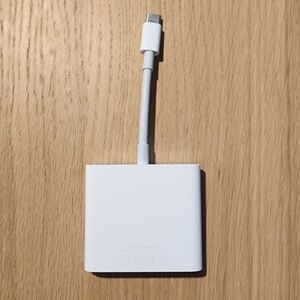 Apple USB-C Digital AV Multiport Adapter
